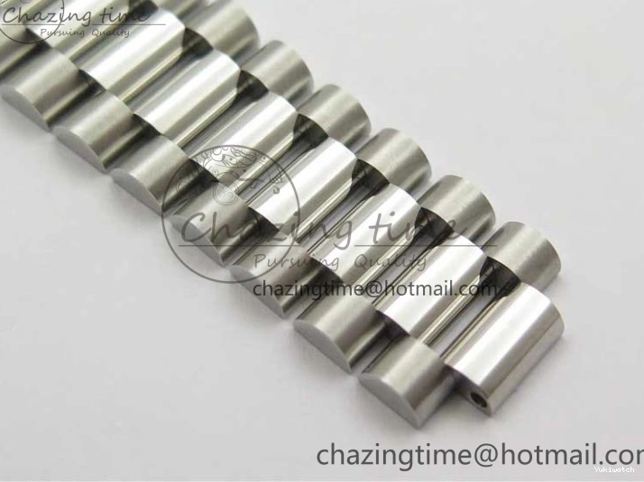 40mm Dial 904 President Ice on Markers T 228239 Blue Crystal SS A2836 Bracelet Dial New SS Version BP Day-Date 0330